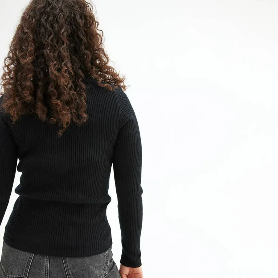 tunn_ulltroja_4-1.webp Shop Tunn Ulltroja Dam Loungewear